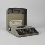557218 Typewriter